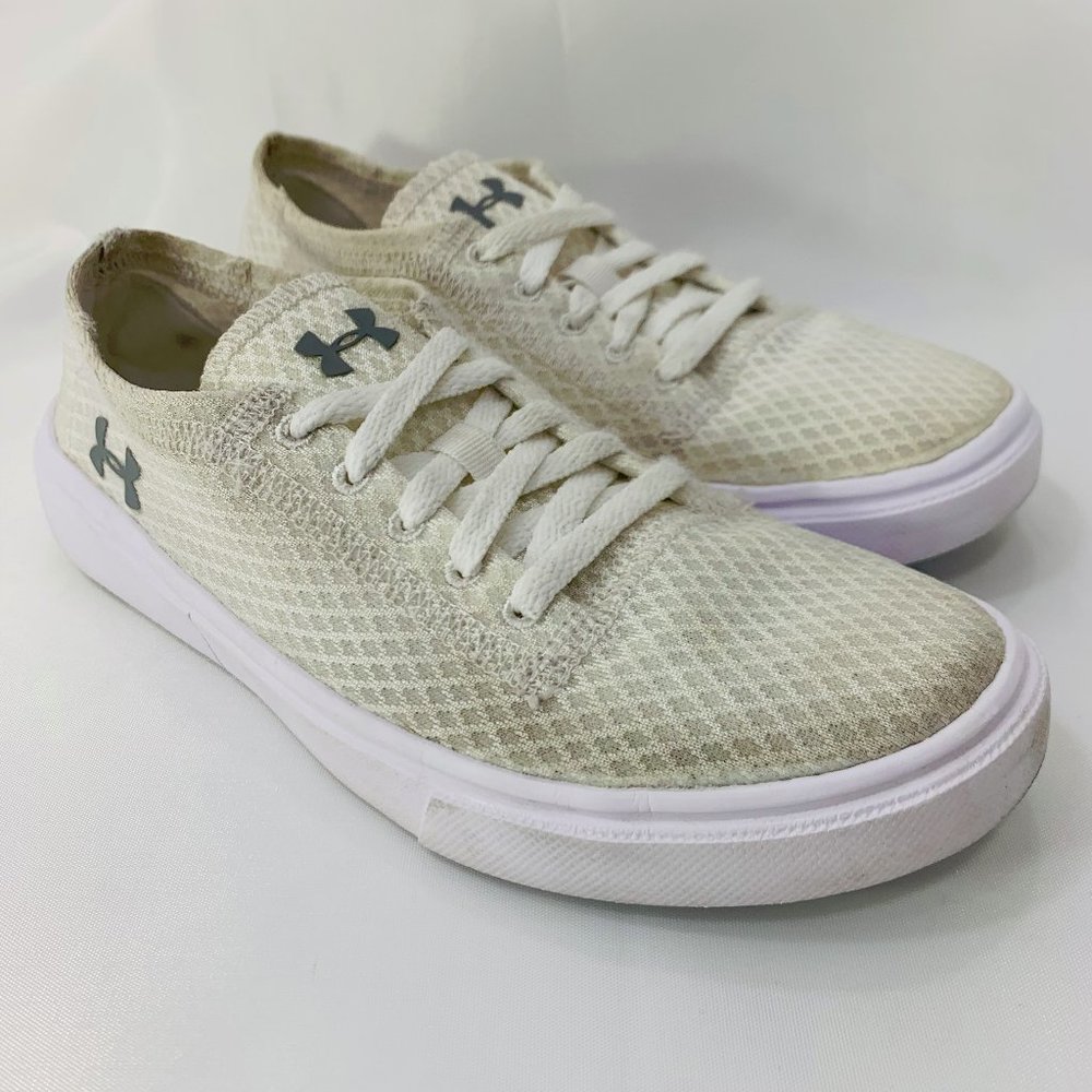 Under Armour Kids' School UA Kickit2 Low Lightweight Sportstyle Shoes Size 1.5Y